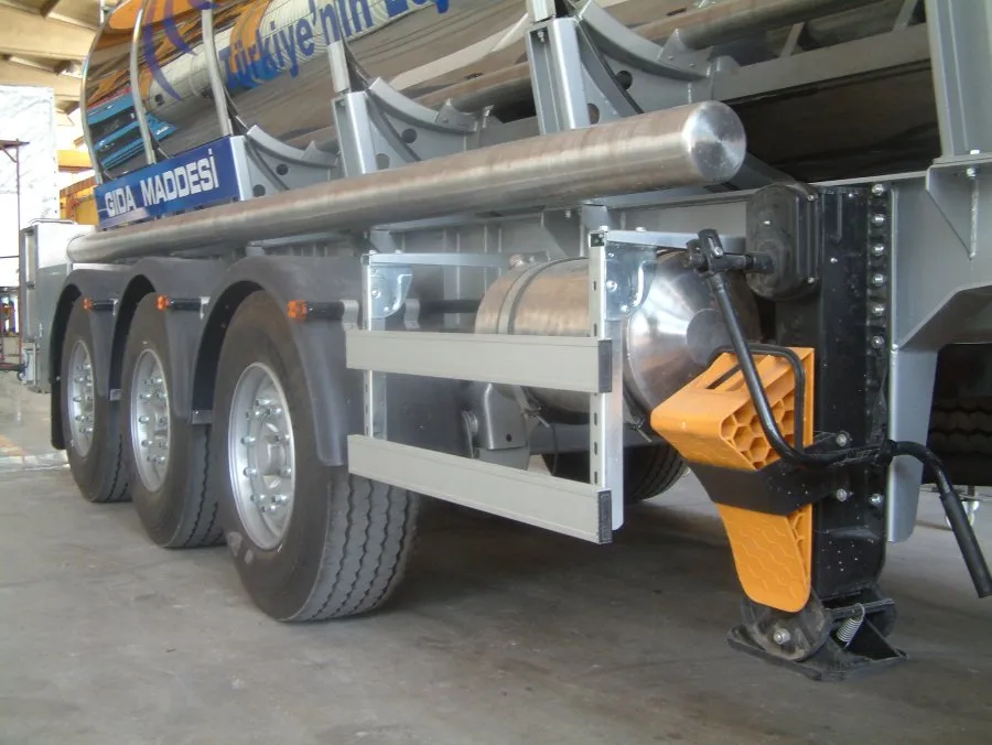  KİMYASAL TANKER YARI RÖMORK